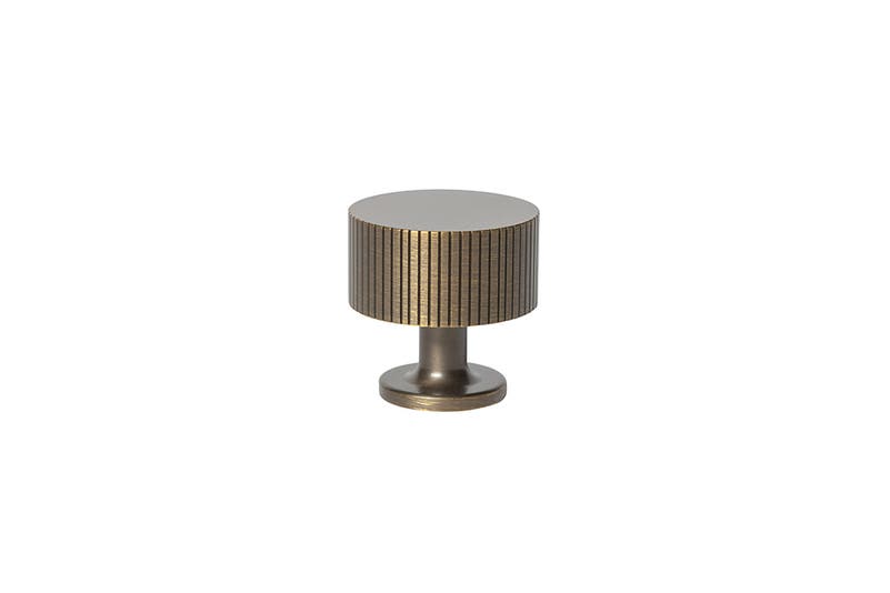 Product image of KNOTT ISA